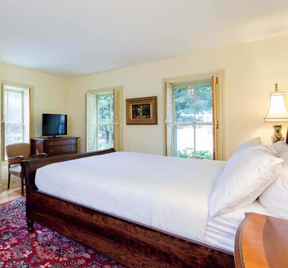Hotel The Shire Woodstock Exterior foto